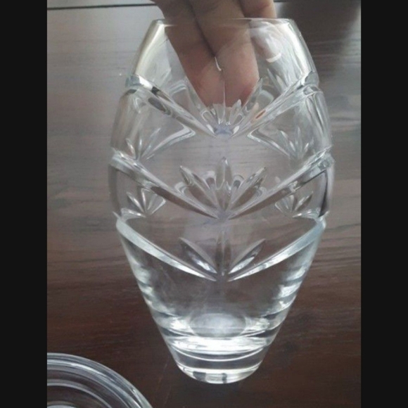 Kathy Ireland Crystal Set Glass Vase & Candy Bowl - Picture 4 of 10